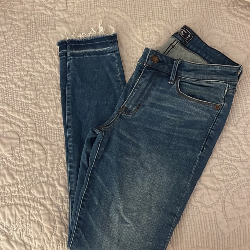 Abercrombie and Fitch Harper Ankle jeans